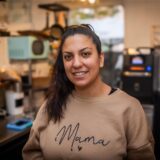 Selvi Aksünger ist Chefin im Dortmunder Café Rot im Kaiserviertel.