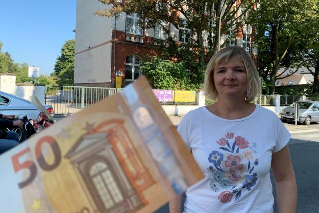 Maike Eisenburger musste über 50 Euro zahlen, weil sie gegen die neue Schulstraßen-Regelung verstoßen hatte.