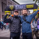 Auf Phoenix-West liefen am Samstagmorgen die Wanderer beim Mammutmarsch durch den Dortmunder Süden los.