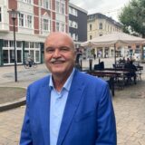 Bernhard Felling, Bürgermeister-Kandidat der CDU Herten, steht in der Hertener Fußgängerzone.