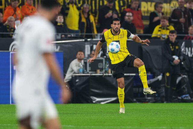Emre Can nimmt den Ball an.