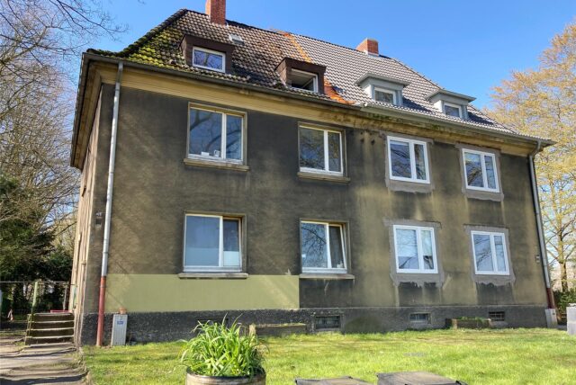 Ein in die Jahre gekommenes Mehrfamilienhaus: Hertens Obdachlosen-Unterkunft.
