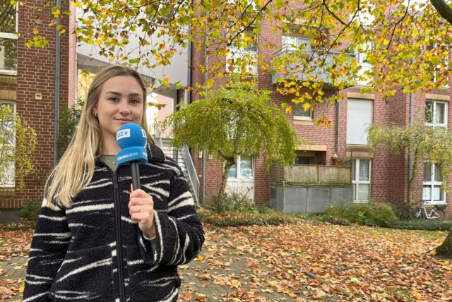 Alexandra Schlobohm vor dem Tatort