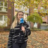 Alexandra Schlobohm vor dem Tatort