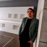 Gastronom Pascal Hermeler steht in dem noch leeren Ladenlokal seines neuen Ladens „The Tasting Room“ in Recklinghausen.