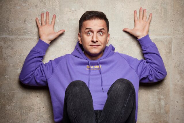 Der Comedian Özcan Cosar kommt mit seinem neuen Programm in die Westfalenhalle in Dortmund.
