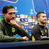 Emre Can und Nuri Sahin auf einer Pressekonferenz.