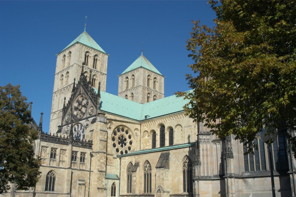 Außenaufnahme vom St.-Paulus-Dom in Münster.