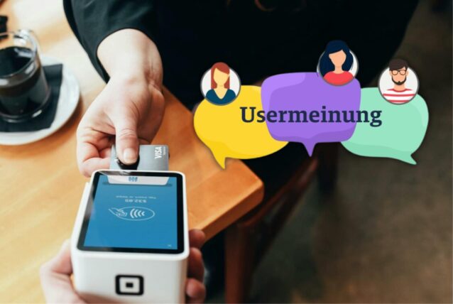 Eine Person zahlt in einem Café mit ihrer Karte auf einem Kartenlesegerät.