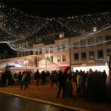 Der Dorstener Winterzauber mit zwei großen Zelten und einen Zwischenraum findet 2024 wieder auf dem Marktplatz in der Innenstadt statt.