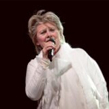 Gitte Haenning ist 76 Jahre alt, aber noch nicht zu alt, um auf der Bühne zu stehen. In Castrop-Rauxel füllt sie Mitte Dezember die Stadthalle mit neuen und alten Songs.