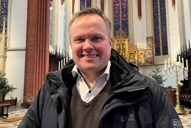 Pfarrer Michael Ostholthoff in der Sixtuskirche in Haltern.