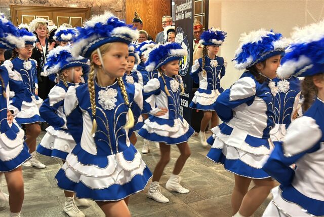 Minigarde des KG Blau-Weiß am Stimberg