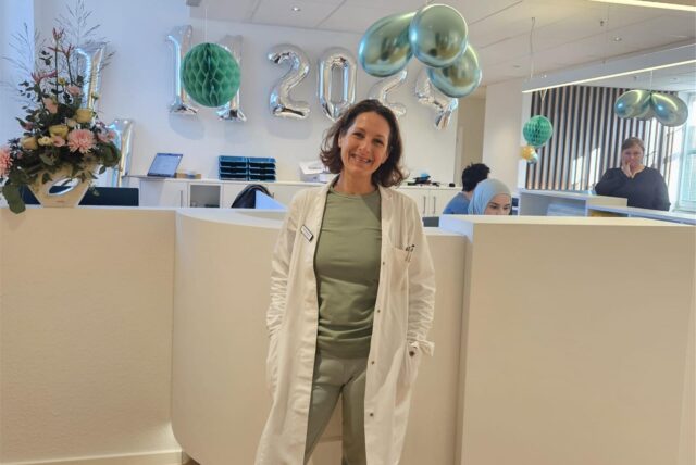 Franziska Meyer steht in ihrer neu eröffneten Hausarztpraxis in Castrop-Rauxel.