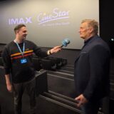 Tim Hübbertz interviewt im Cinestar in Dortmund Theaterleiter Matthias Terörde.