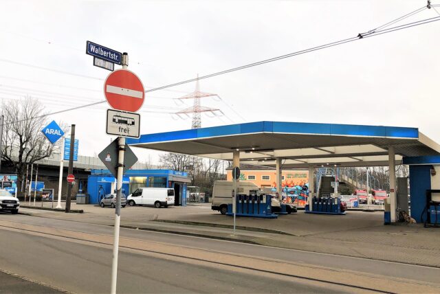 Aral Tankstelle an der Martener Straße 276 in Dortmund-Marten.