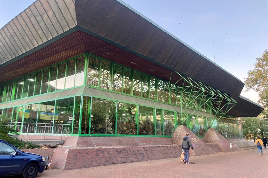 Das Nordbad am Dietrich-Keuning-Haus. Das Nordbad am Dietrich-Keuning-Haus.