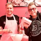 Karsten und Jörg Schlösser beim Shooting für ihren Song „Party unterm Weihnachtsbaum“.