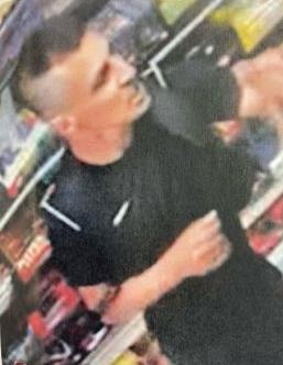 Die Polizei Recklinghausen sucht nach diesem Mann. Die Polizei Recklinghausen sucht nach diesem Mann.