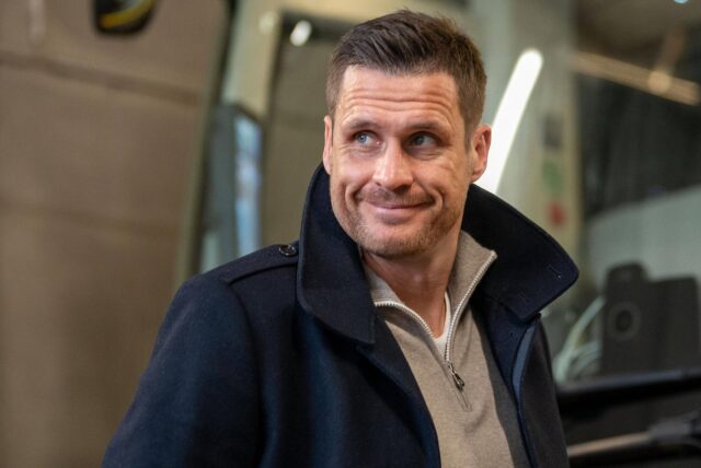 Sebastian Kehl schaut zur Seite.