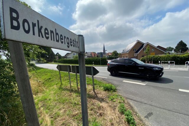 Ansicht der Kreuzung Borkenbergestraße/Bundesstraße 58 in Hullern