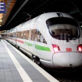 Ein ICE der Deutschen Bahn (DB).