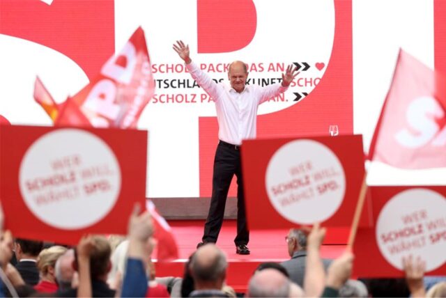 Olaf Scholz spricht bei einer Wahlkampfveranstaltung