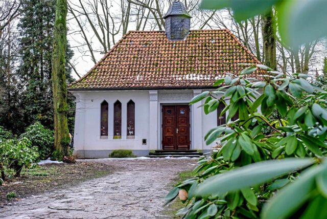 Die Friedhofskapelle auf dem evangelischen Friedhof an der Halterner Straße in Recklinghausen