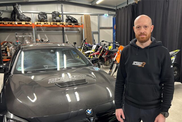 Denis Wachsmann erklärt, was sie am BMW G87 M2 verändert haben.