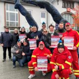 Das Organisationsteam des Neujahrsschwimmens