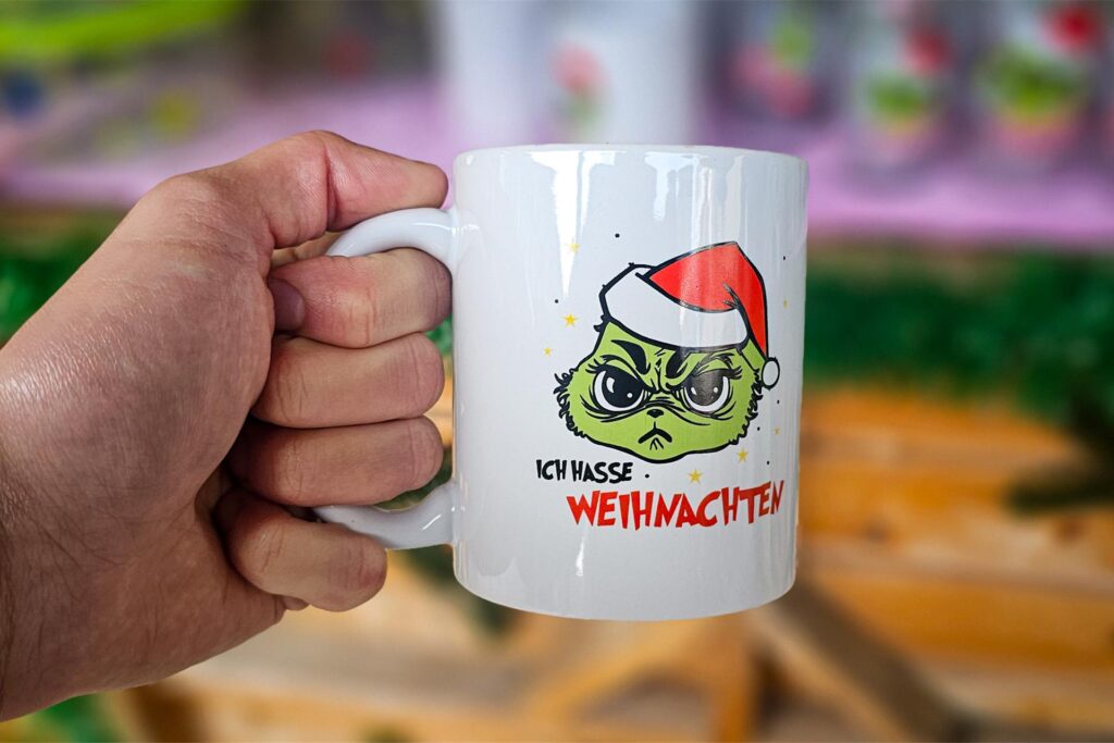 Eine Tasse mit der Aufschrift Eine Tasse mit der Aufschrift
