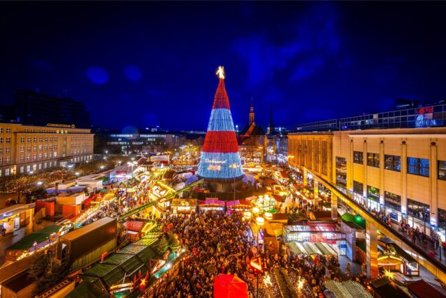 Blick auf den Weihnachtsmarkt in Dortmund