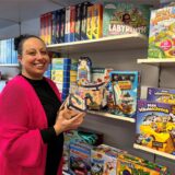 Tanja Ligas in ihrem Spielzeuggeschäft „Püppies Laden“  in Haltern