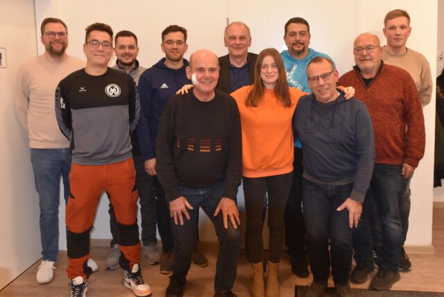 Der neue Vorstand des Waltroper HV um den Vorsitzenden Hans-Uwe Möller (hinten Mitte).