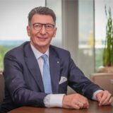 Ulrich Leitermann, Vorsitzender der Vorstände der Signal Iduna Gruppe, in seinem Büro in Dortmund.