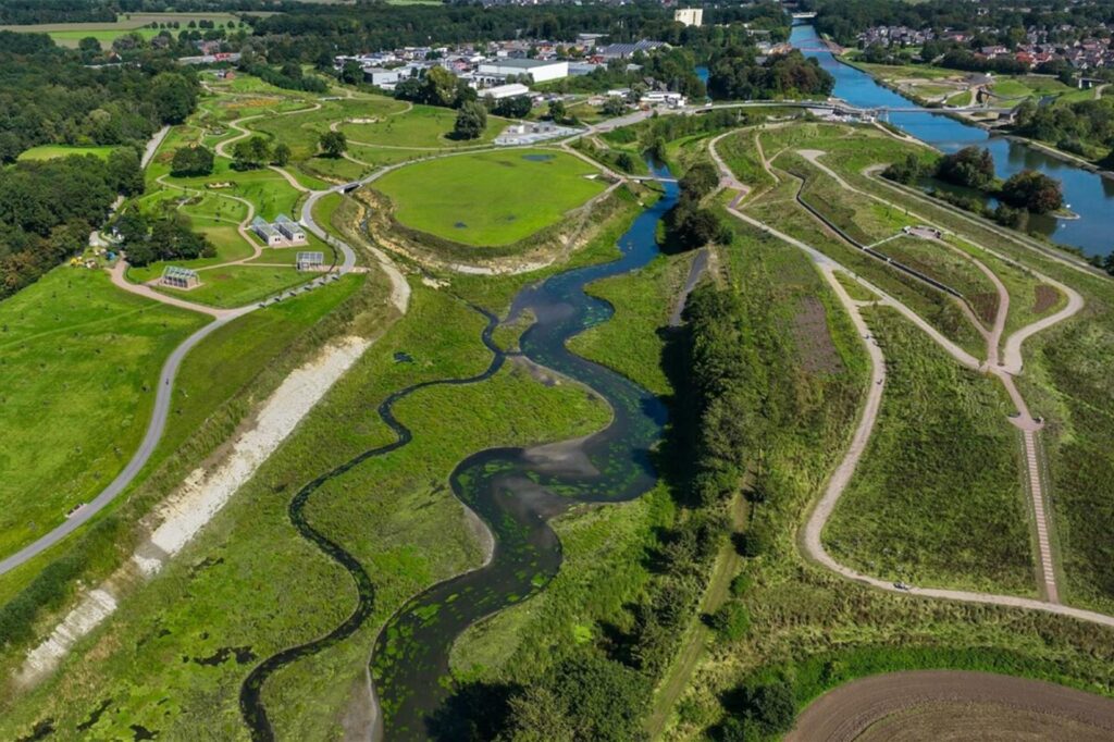 Der Emscherstrand wird im Grenzgebiet Recklinghausen/Castrop-Rauxel liegen. Der Emscherstrand wird im Grenzgebiet Recklinghausen/Castrop-Rauxel liegen.