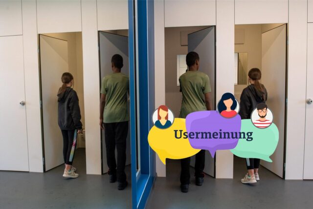 Menschen gehen auf die Toilette. Plus Usermeinung-Logo.