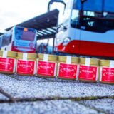 Gläser vom Vestmahl-Honig der Vestischen, der nun wieder im Kreis Recklinghausen verkauft wird