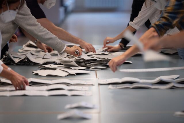 Wahlhelfer werden in Dorsten gesucht, die bei der Bundestagswahl die Auszählung unterstützen.