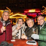 In der Altstadt feiern seit Wochen die Castrop-Rauxeler bei Bier und Glühwein die anstehende Weihnachtszeit.