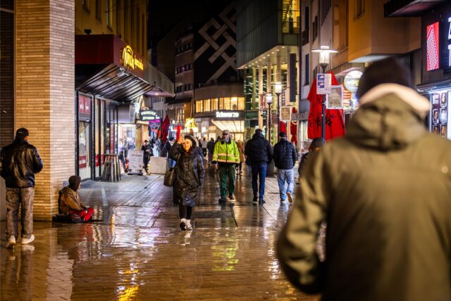 Ein Abendsparziergang über die Brückstraße, noch dazu in der dunklen Jahreszeit, ist nicht jedermanns Sache.