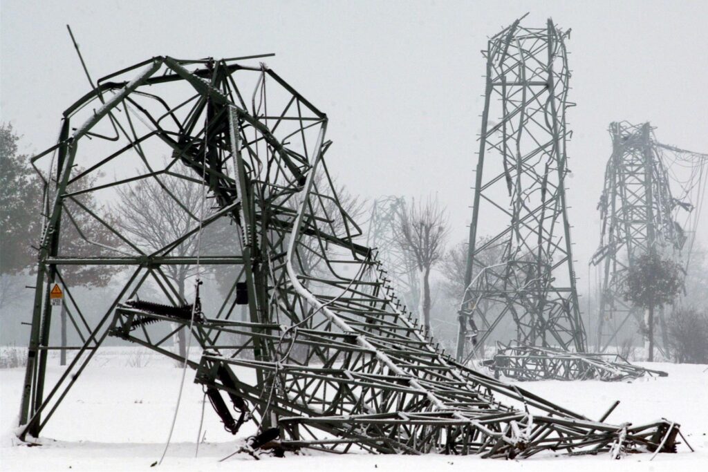 Schneechaos im Münsterland: An diesen Einsatz im Jahr 2005 erinnert sich Olaf Linsner noch ganz besonders. Schneechaos im Münsterland: An diesen Einsatz im Jahr 2005 erinnert sich Olaf Linsner noch ganz besonders.