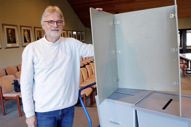 Wahlleiter Michael Schindler bedankt sich bei den Halterner Bürgern für ihre große Bereitschaft, sich als Wahlhelfer zu engagieren.