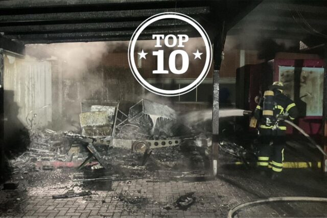 Die Feuerwehr Dortmund musste einen Anhänger an einem Vereinsheim löschen.