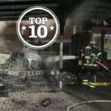 Die Feuerwehr Dortmund musste einen Anhänger an einem Vereinsheim löschen.