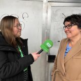 Schulleiterin Sonja Leukefeld freut sich, dass die Toiletten am Theodor-Heuss-Gymnasium bald saniert werden.