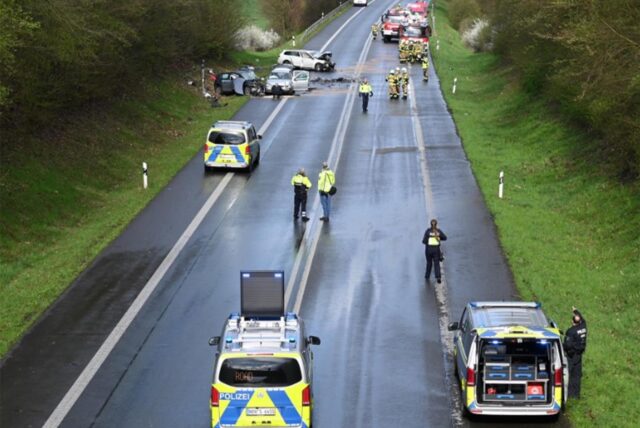 Die Unfallstelle am Bossendorfer Damm in Haltern aus der Luft .