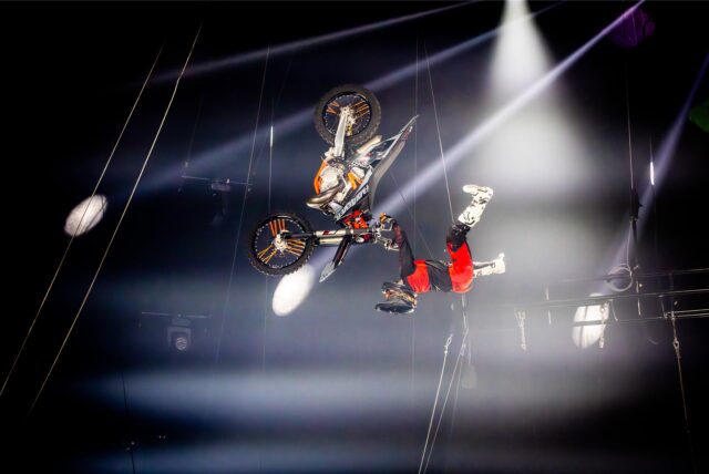 Die Mad Flying Bikes in Dortmund bei Flic Flac.