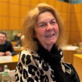Ratssitzung am 12.12.2024 im Ratssaal der Stadt Castrop-Rauxel am Europaplatz: Ursula Mintrop-Werkle wurde dort einstimmig von ihren Mandaten im B3 und EUV-Verwaltungsrat enthoben. Im Ausschuss für Klima- und Umweltschutz bleibt sie ohne Stimmrecht.