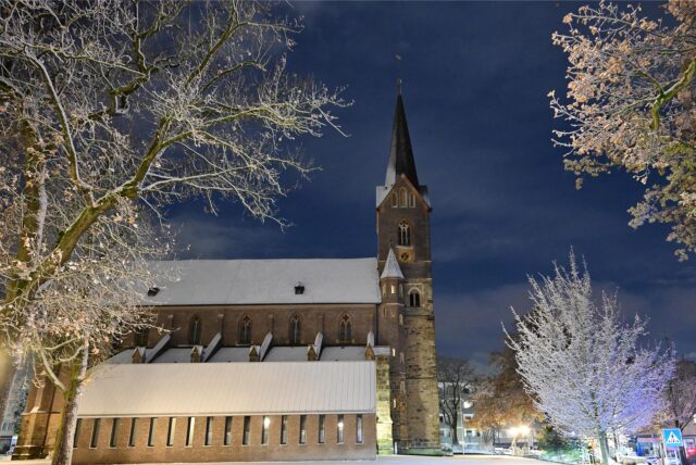 St. Georg Kirche in Alt-Marl im Schnee